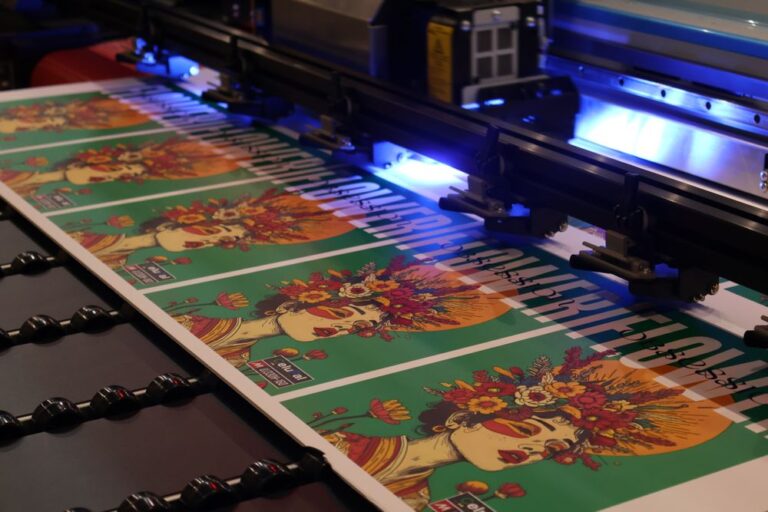 Large format printer producing a colourful vinyl print
